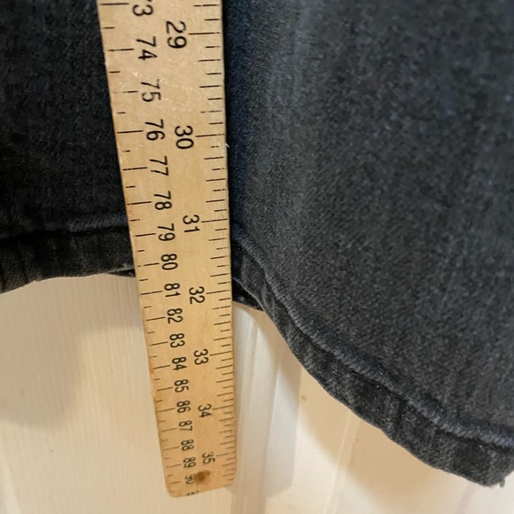 ✨ Torrid Curvy Jeans Distressed Dark Gray - Picture 8 of 8